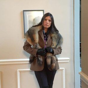 Gucci Gloves scarf, Chanel tights, Mulberry bag